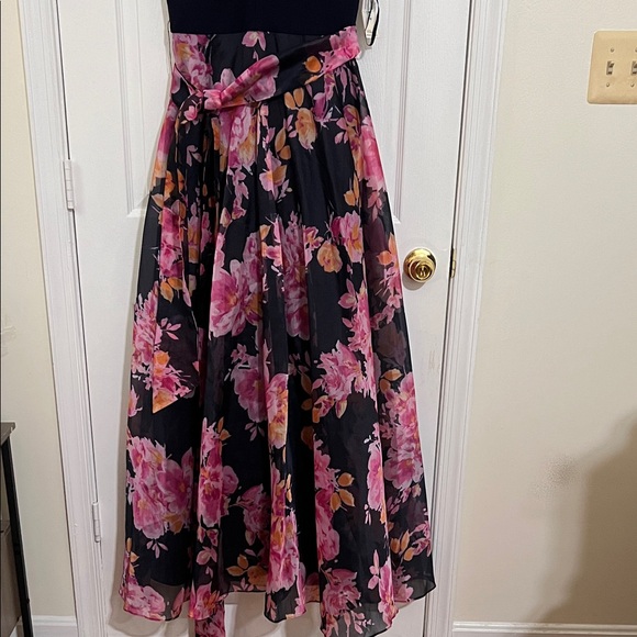 ELIZA J Navy Blue Jersey Criss-Cross Gown Size 8 - Picture 5 of 17